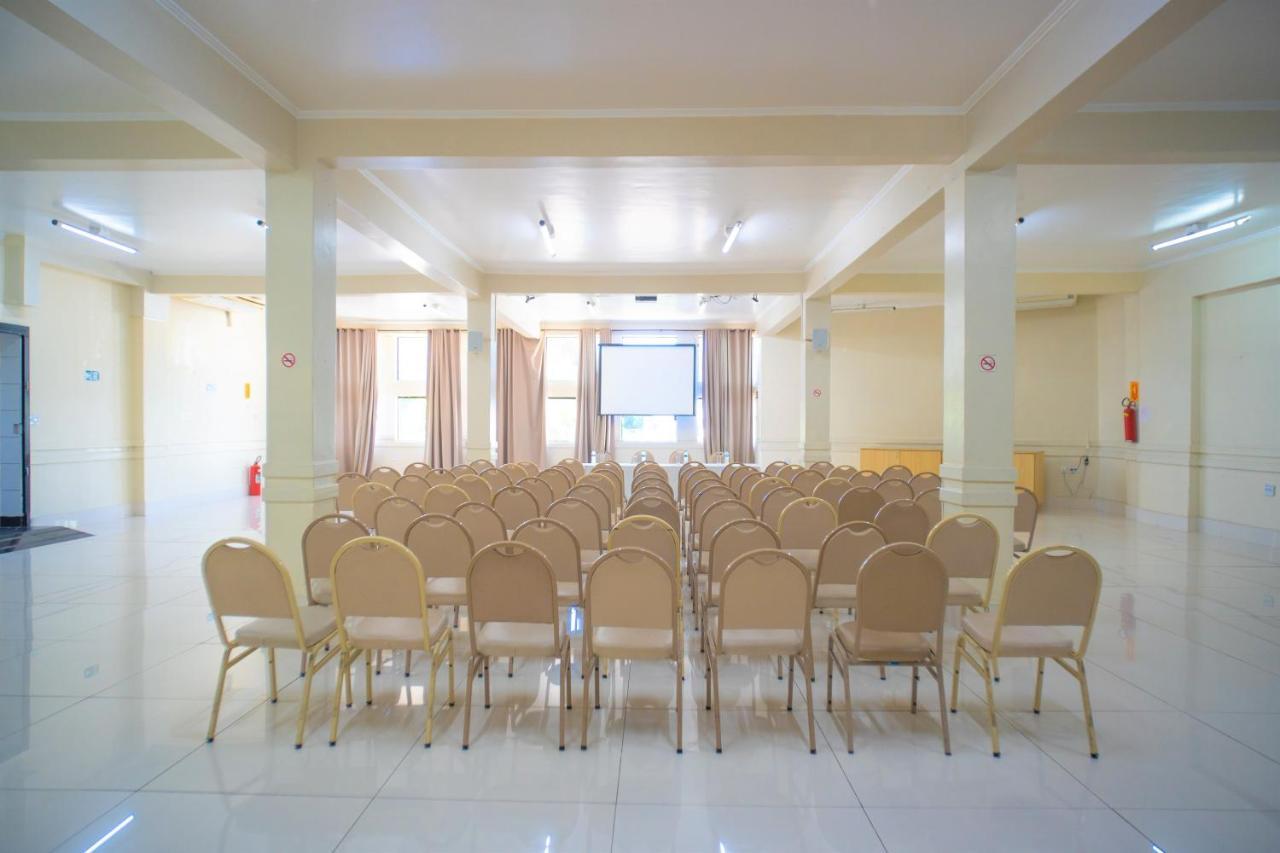 Ano Bom Palace Hotel