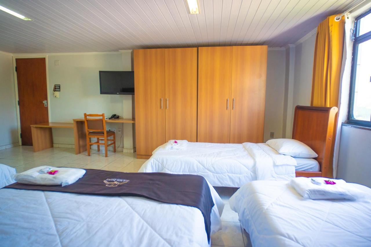 Hotel Ano Bom Palace 3*
